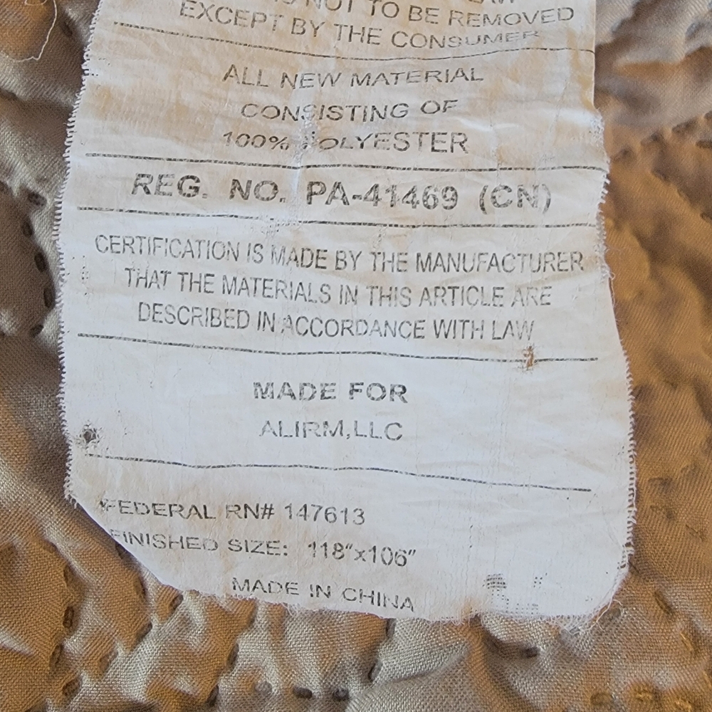 Cream Quilt, California King Size - Picture 5 of 5